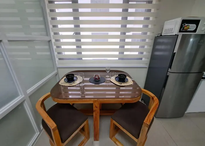 Fully Furnished 1 Bedroom - Shore 2 Tower 2 - 4f Manila